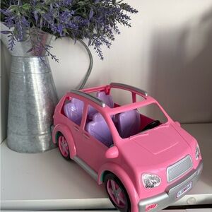 Toys r us, you and me happy family minivan